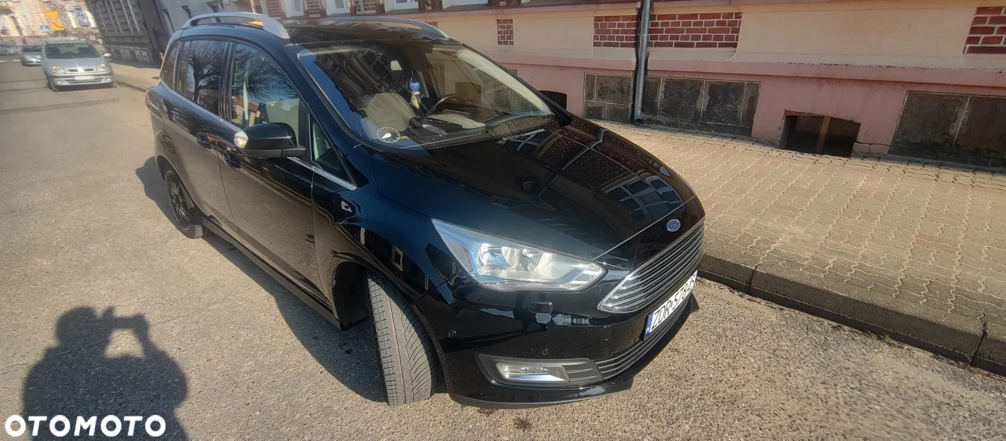 Ford Grand C-MAX - 9