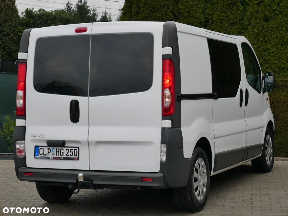 Opel Vivaro - 9