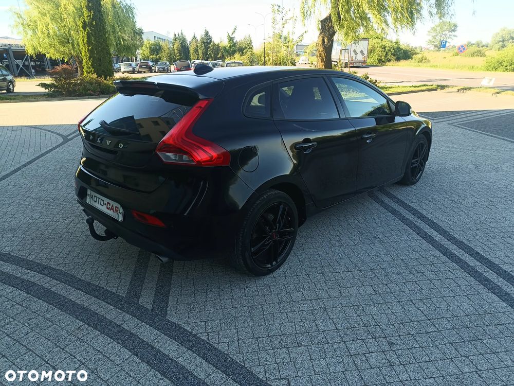 Volvo V40 D4 Momentum - 6