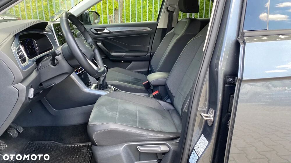 Volkswagen T-Roc - 13