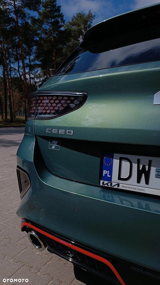 Kia Ceed - 35