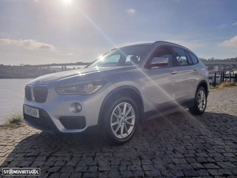 BMW X1 16 d sDrive Line Sport - 24