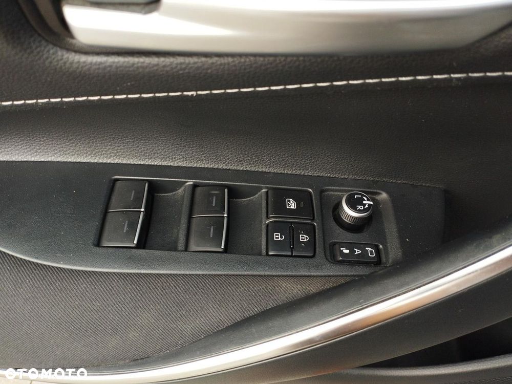 Toyota Corolla 1.8 Hybrid Comfort - 30