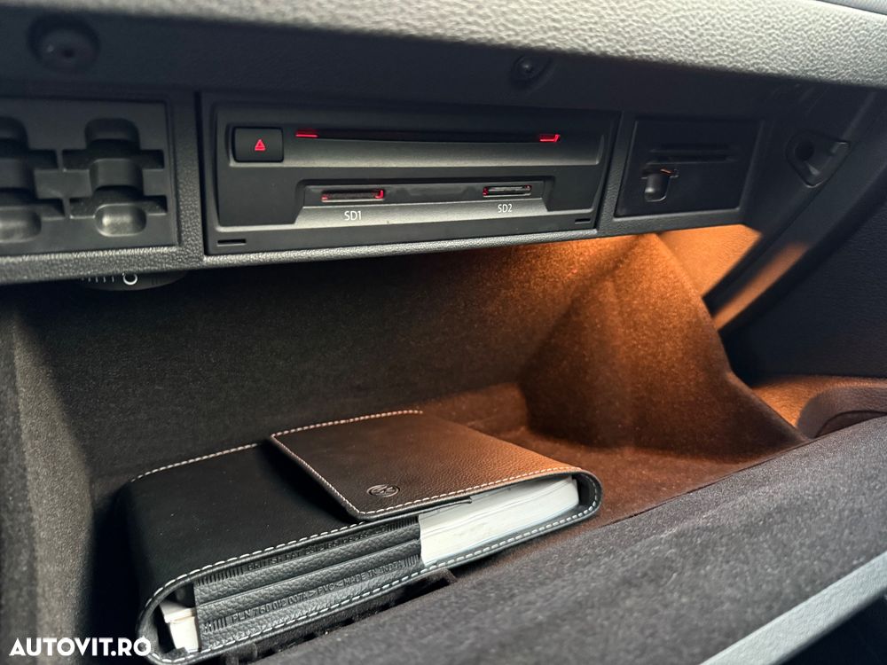 Volkswagen Golf - 27