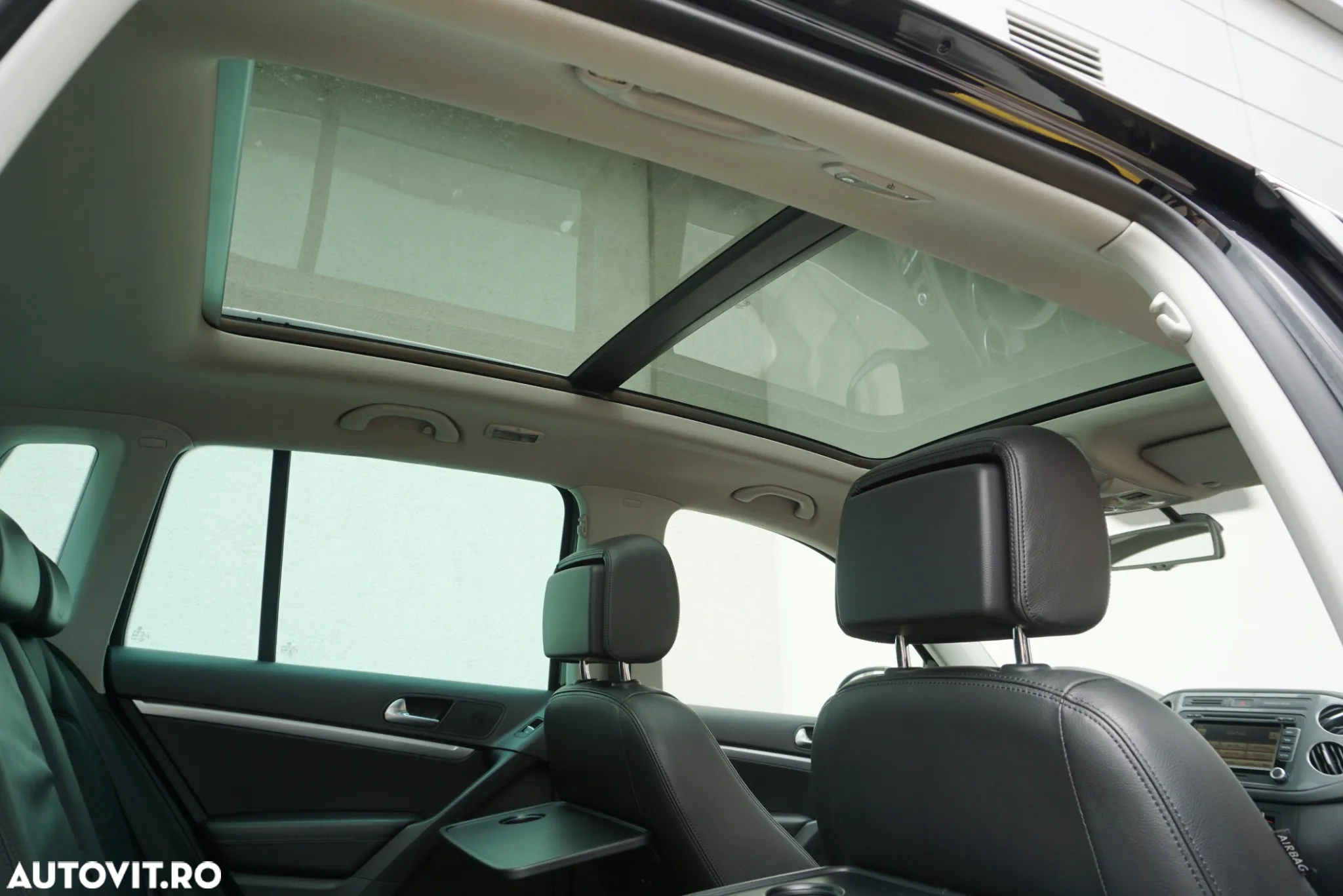 Volkswagen Tiguan 2.0 TDI 4Motion DSG Sport & Style - 19