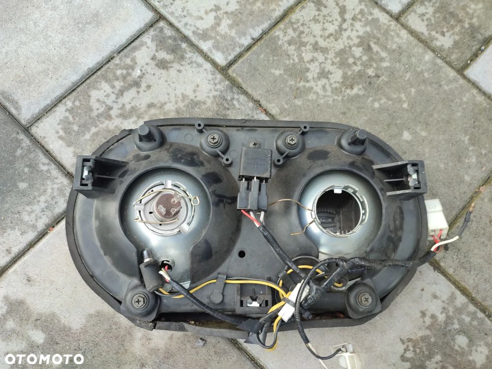 Lampa przód, reflektor Triumph Daytona 750 900 1000 1200 - 10