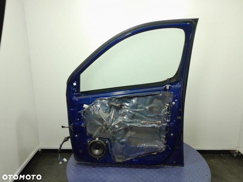 TOYOTA YARIS VERSO 8M6 DRZWI PRZÓD PRZEDNIE PRAWE - 8
