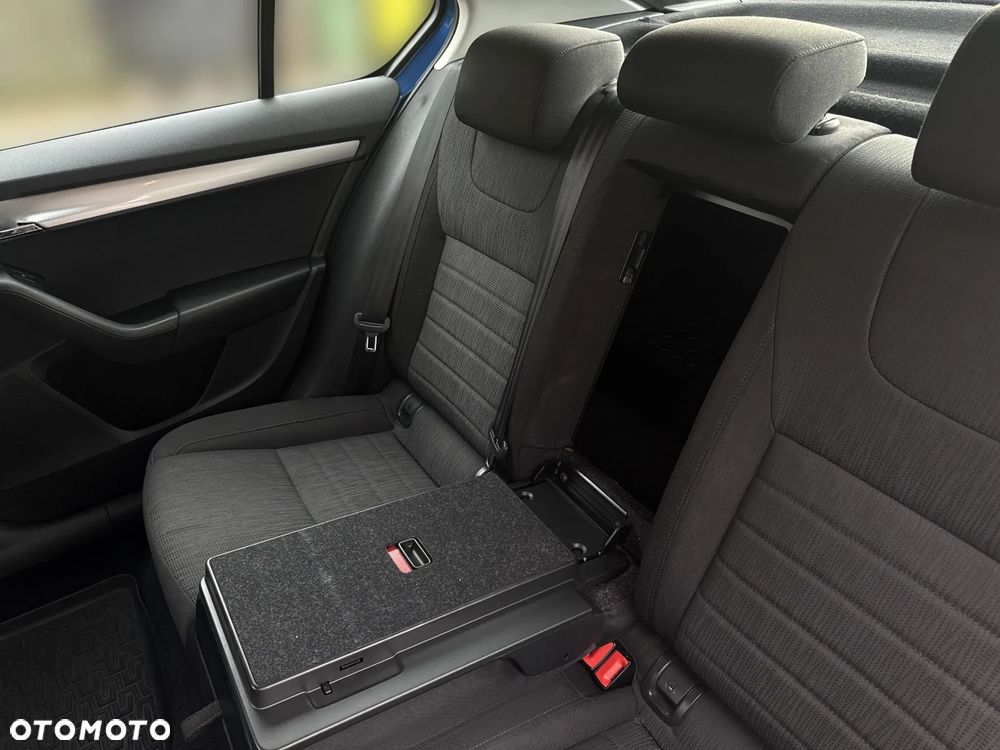 Skoda Octavia 2.0 TDI Style DSG - 24