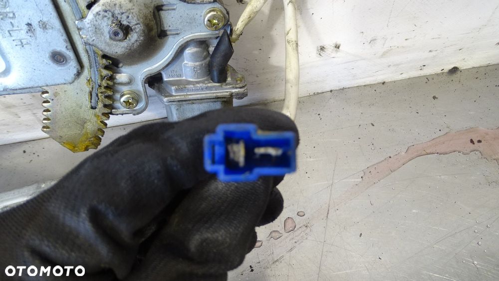 PODNOŚNIK SZYB LEWY TYŁ SUBARU FORESTER I 2.0 - 7