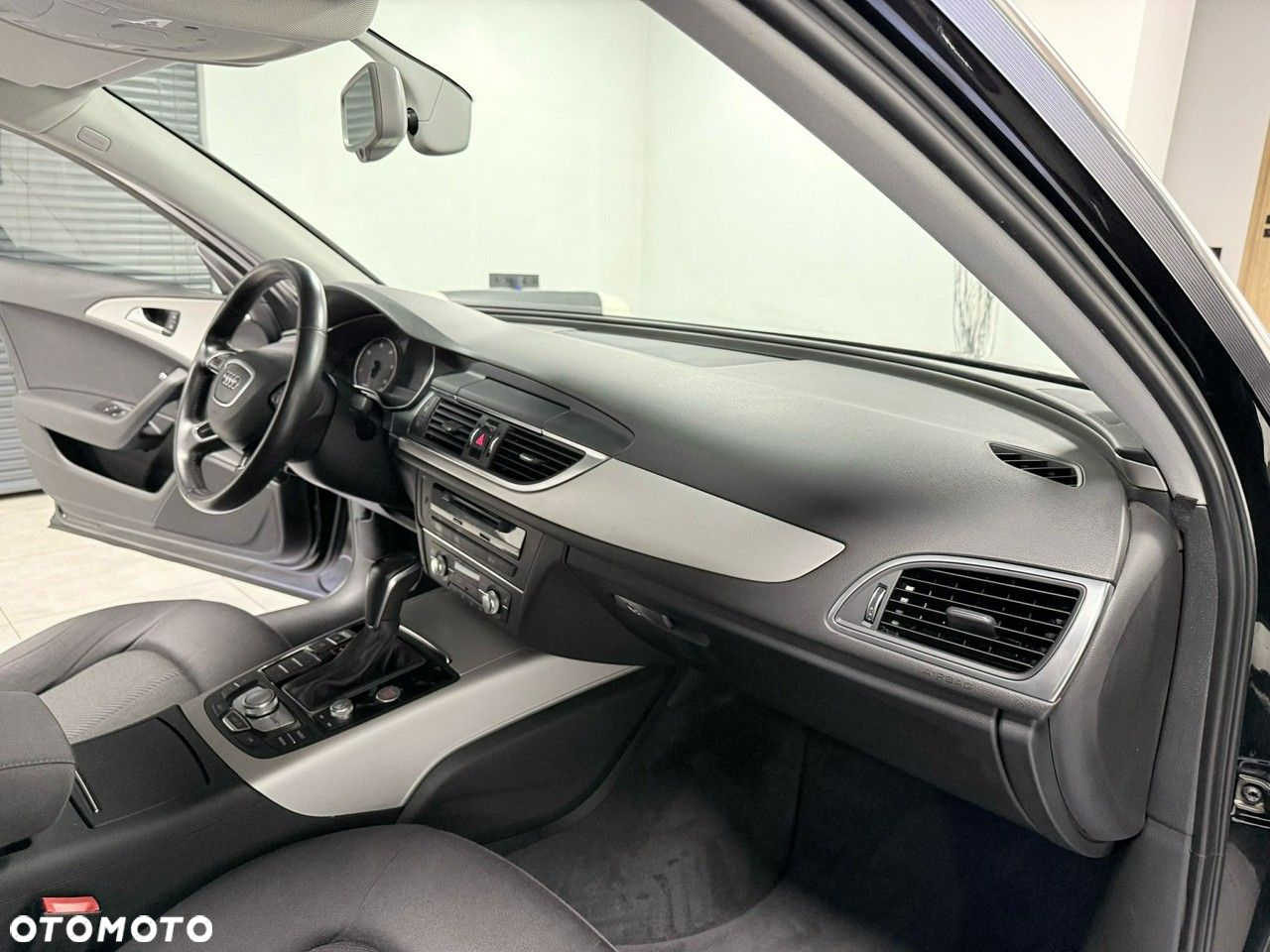 Audi A6 Avant 2.0 TDI Ultra S tronic - 34