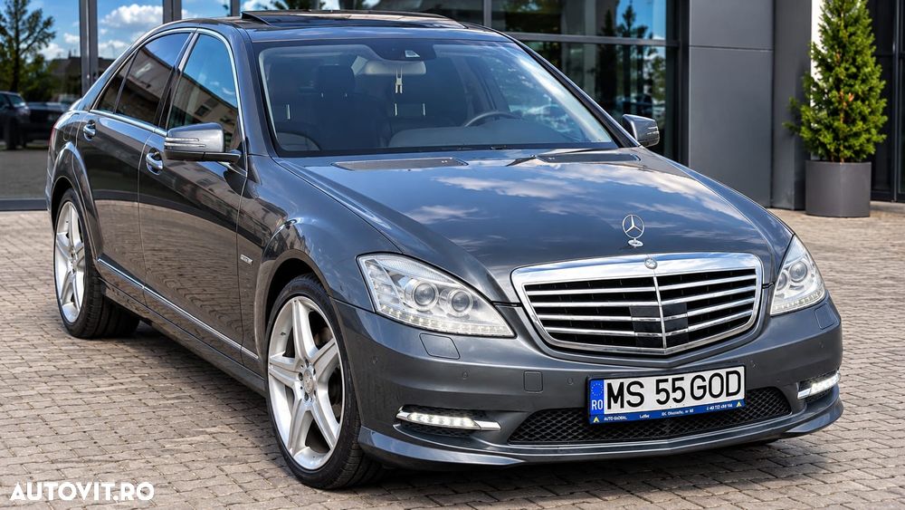 Mercedes-Benz S