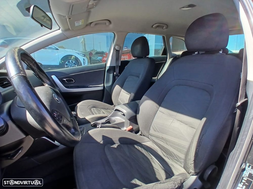 Kia Ceed SW 1.6 CRDi ECO - 12