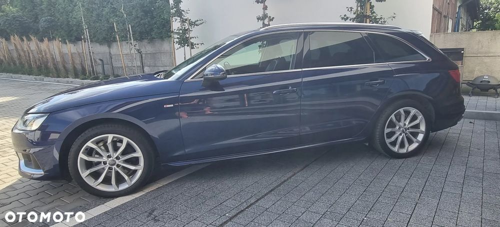 Audi A4 Avant 35 TDI mHEV Advanced S tronic - 4