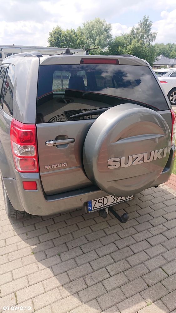 Suzuki Grand Vitara 2.0 Club - 4