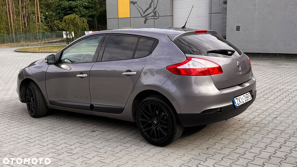 Renault Megane 1.6 16V Dynamique - 3