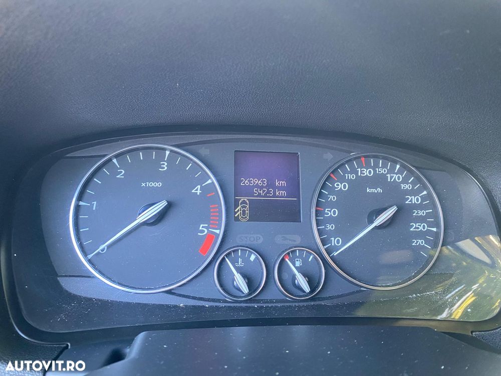 Renault Laguna - 11