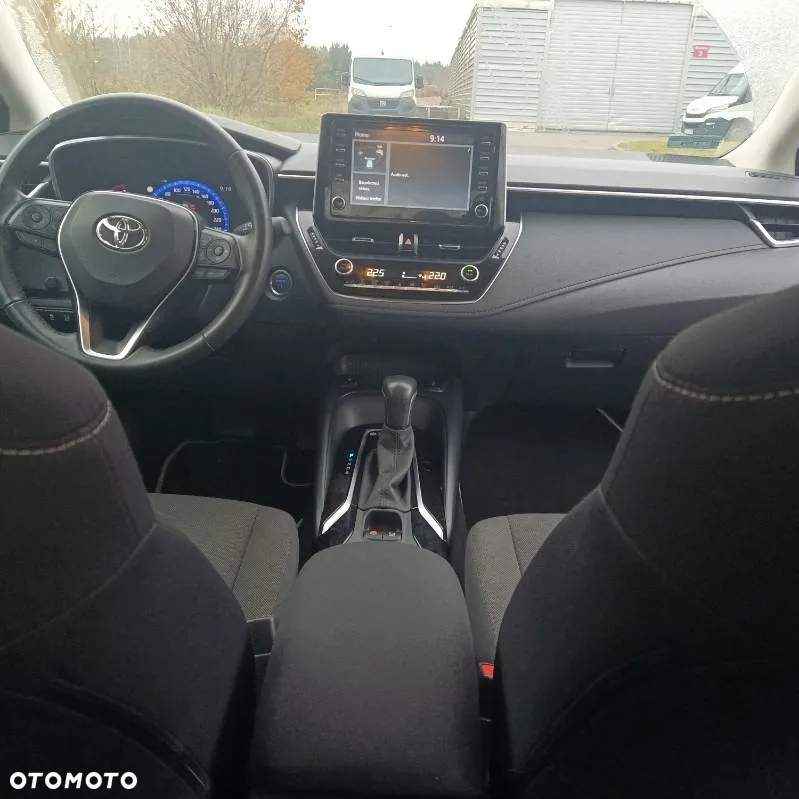 Toyota Corolla - 16