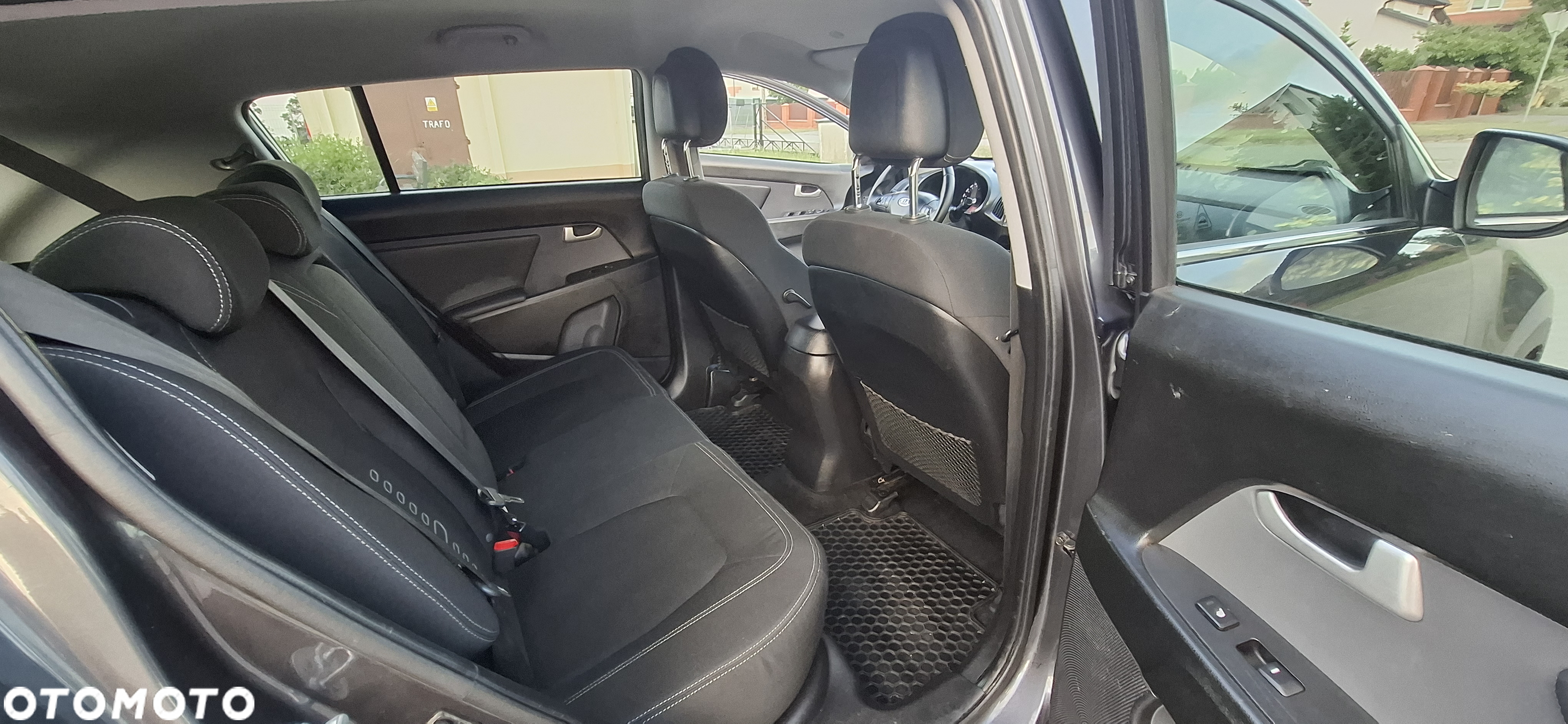 Kia Sportage 1.7 CRDI 2WD Dream-Team Edition - 16