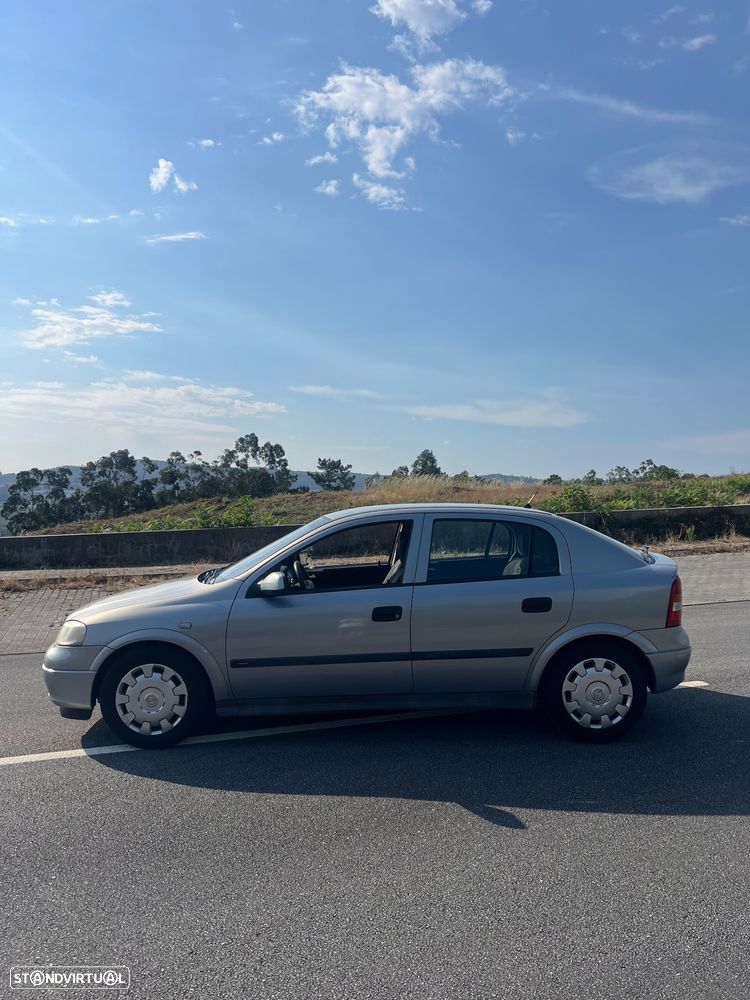 Opel Astra - 12
