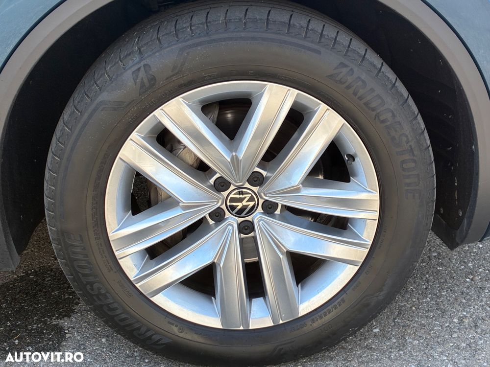 Volkswagen Touareg V6 TDI 4MOTION Elegance - 15