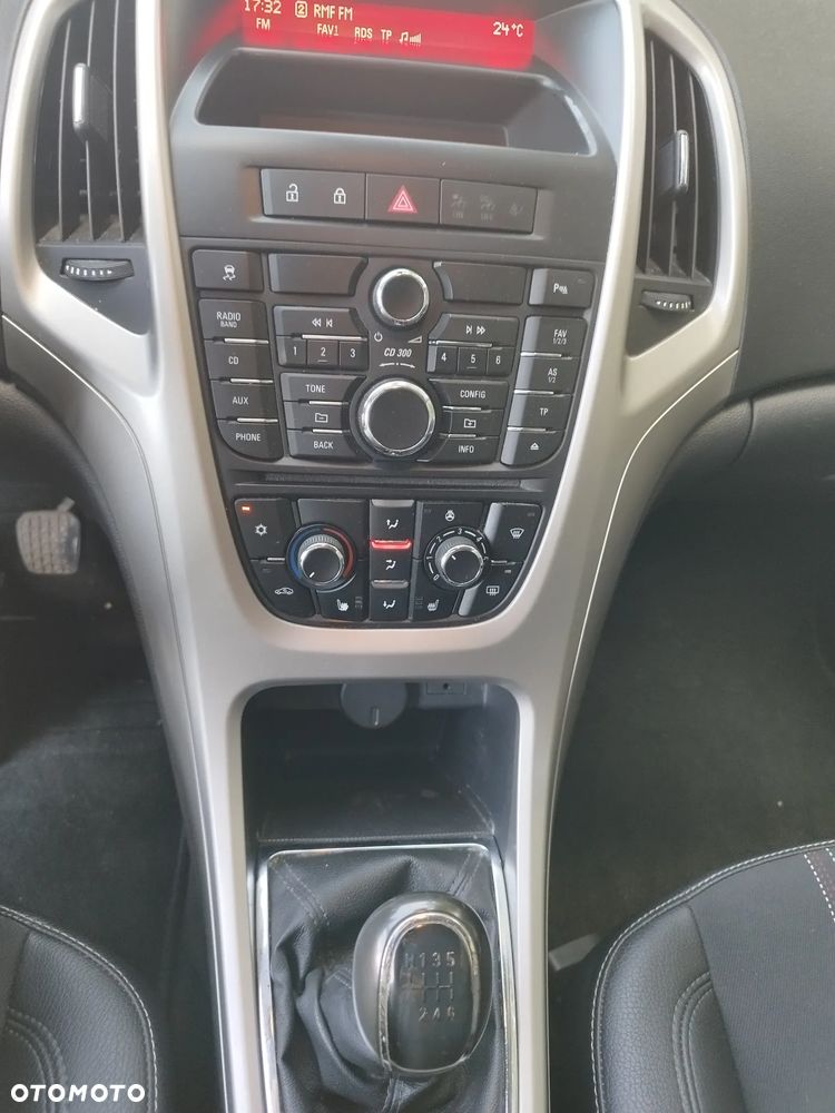 Opel Astra 1.4 T Edition 150 - 14