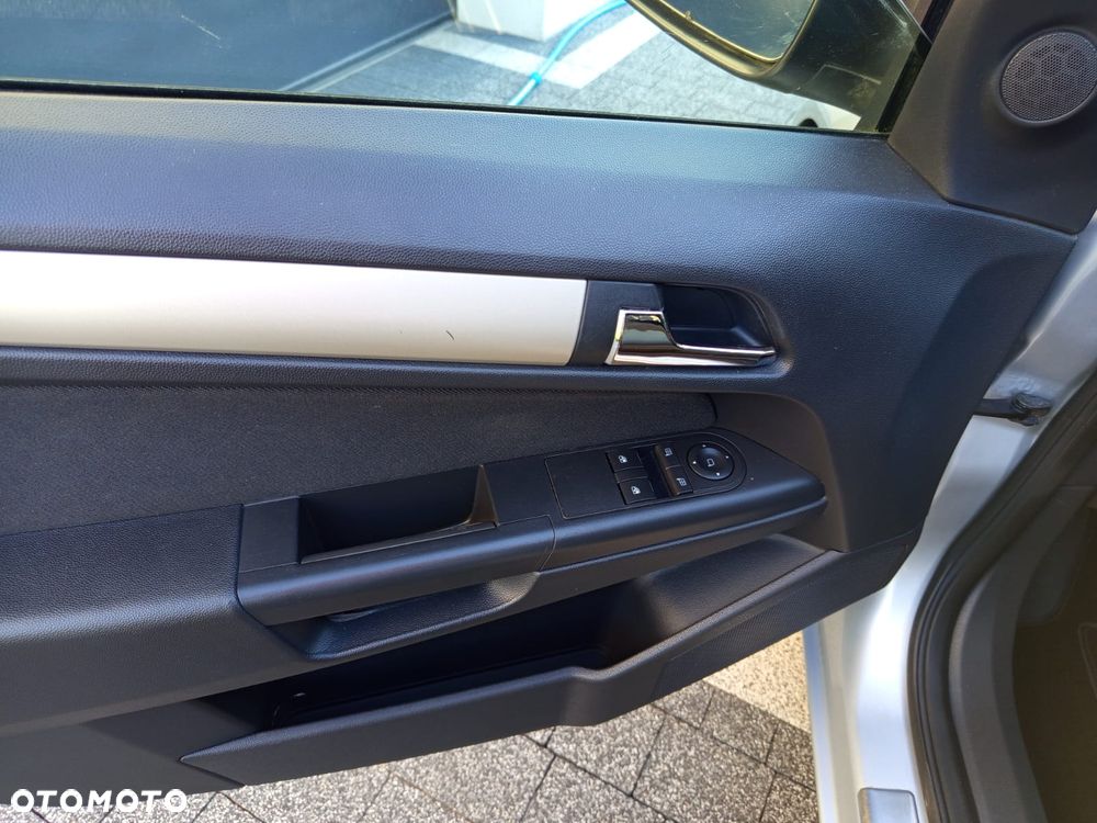 Opel Astra 1.4 Club - 17