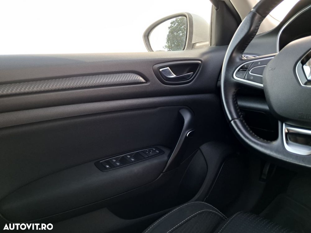 Renault Megane Blue dCi 116 Zen - 24