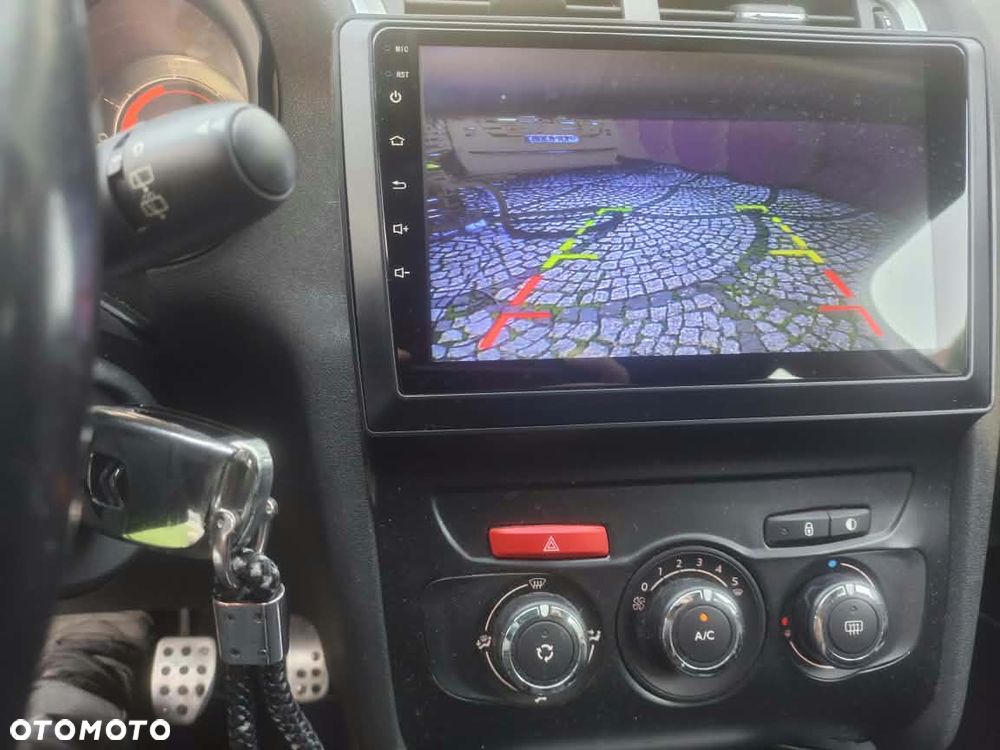 Citroën C4 1.6 BlueHDi Feel - 24