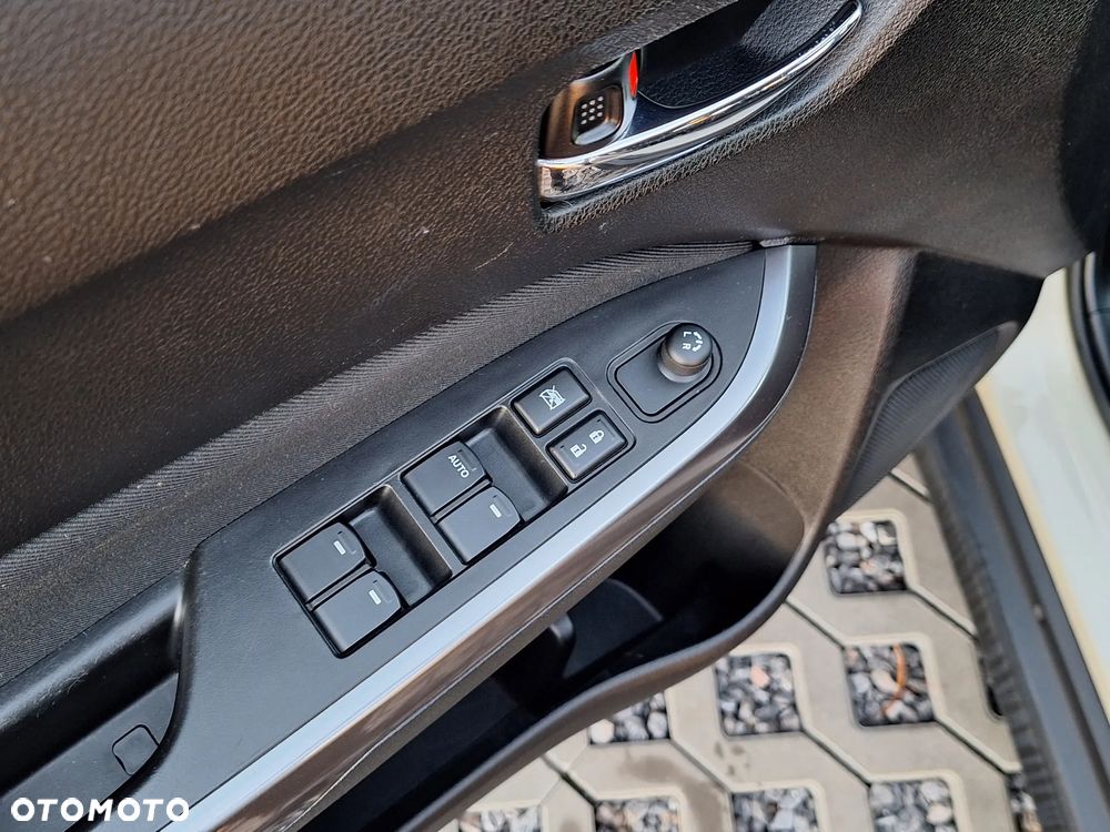 Suzuki Vitara - 13