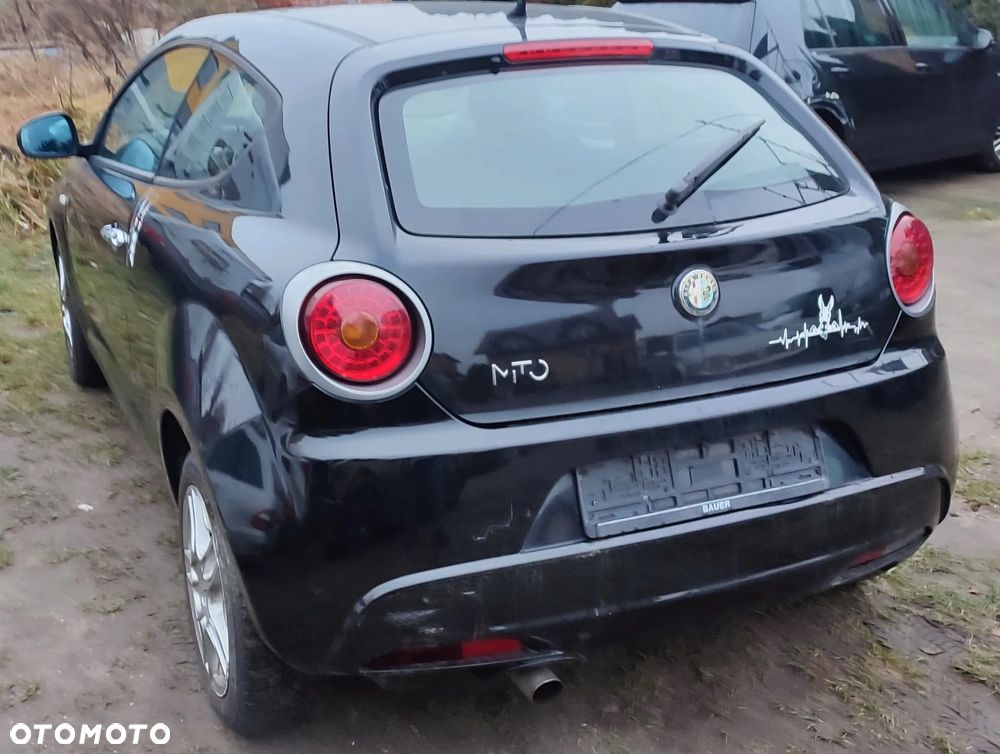 Alfa Romeo Mito 1.4 16V - 8