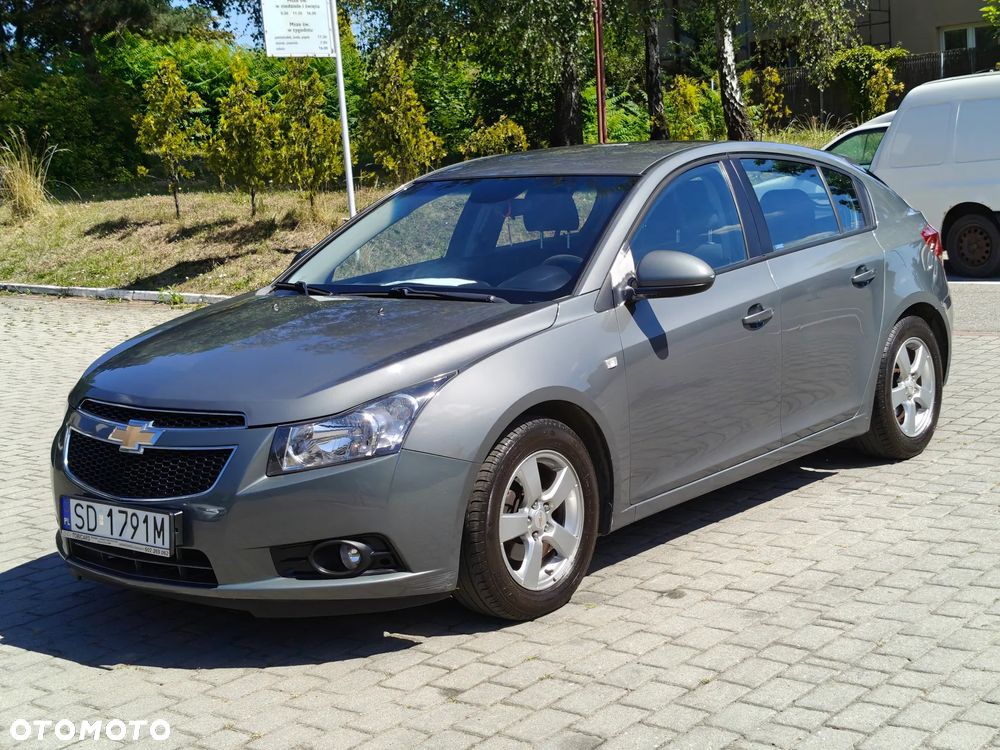 Chevrolet Cruze 1.6 LT - 17