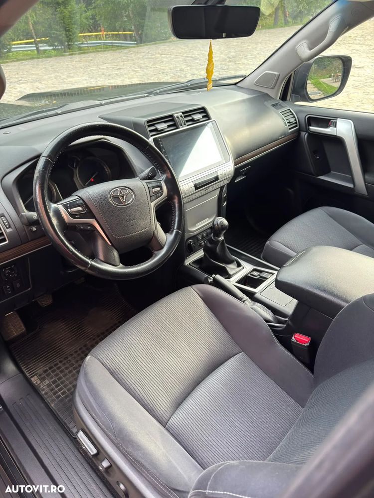 Toyota Land Cruiser 2019 photo 5