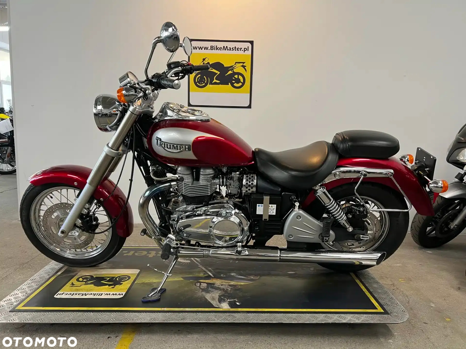 Triumph America - 2
