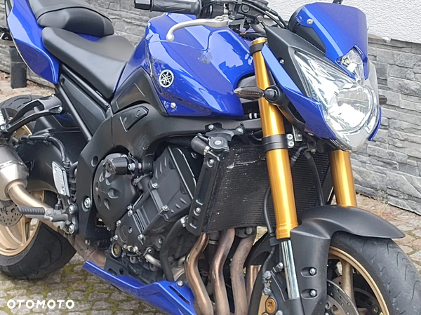 Yamaha FZ8
