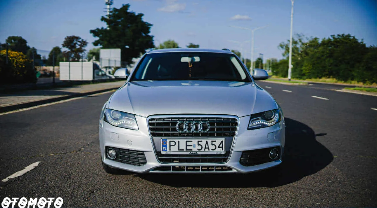 Audi A4 - 4