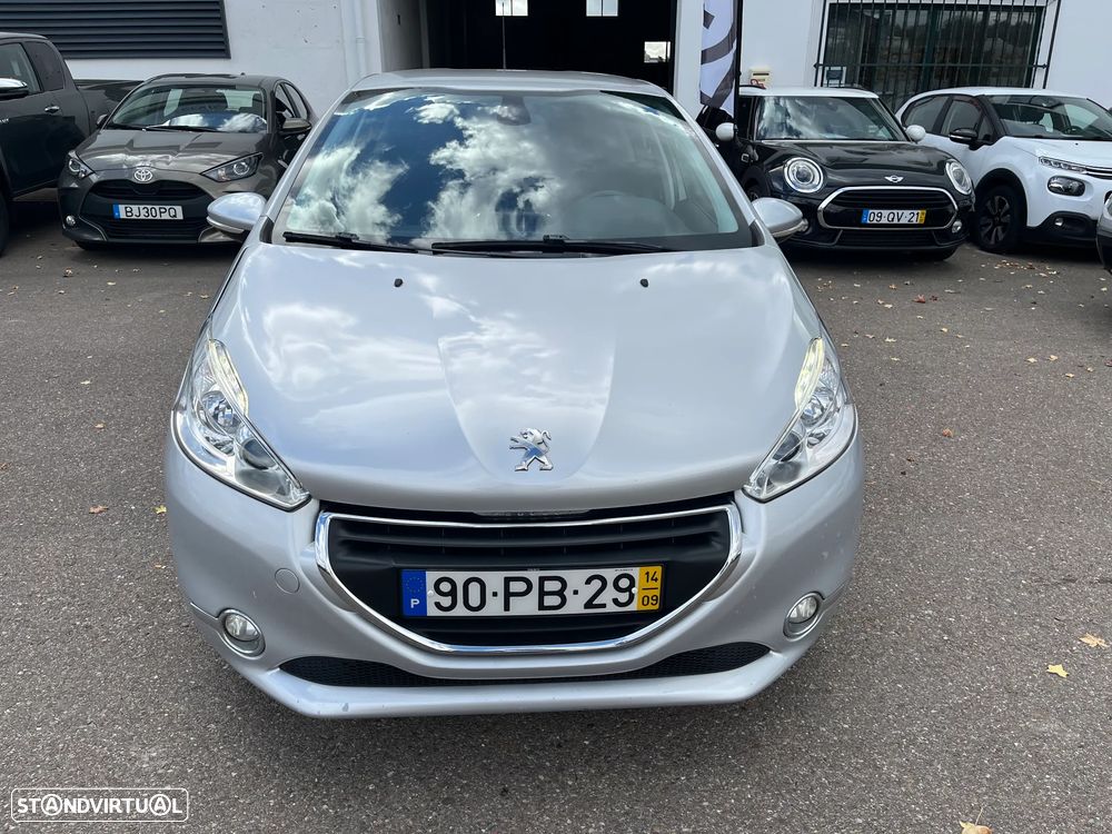 Peugeot 208 1.4 HDi Allure - 8
