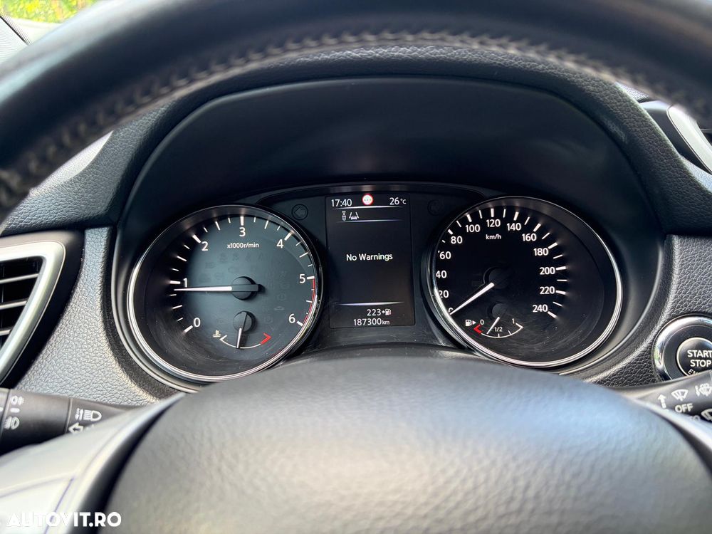 Nissan Qashqai 1.5 DCI Start/Stop N-Connecta - 27