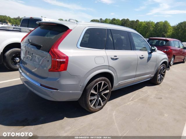Volvo XC 90 - 4