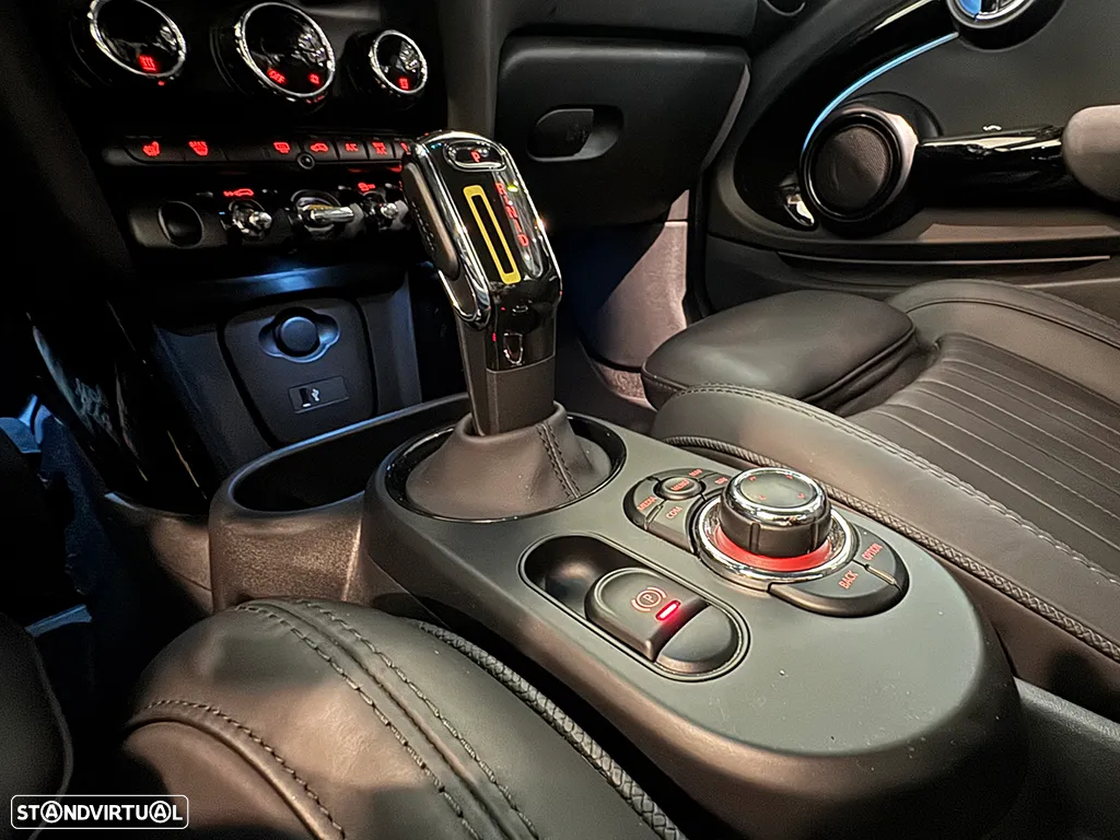 MINI 3 Portas Cooper SE Resolute Edition - 16