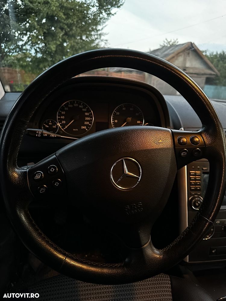 Mercedes-Benz A 170 - 11