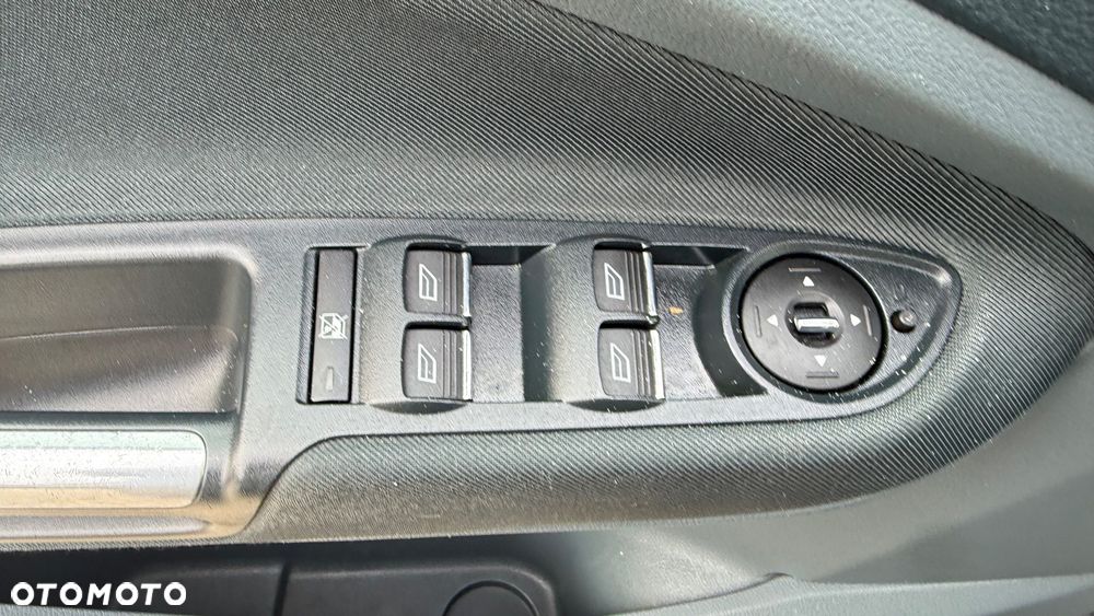 Ford C-MAX - 12