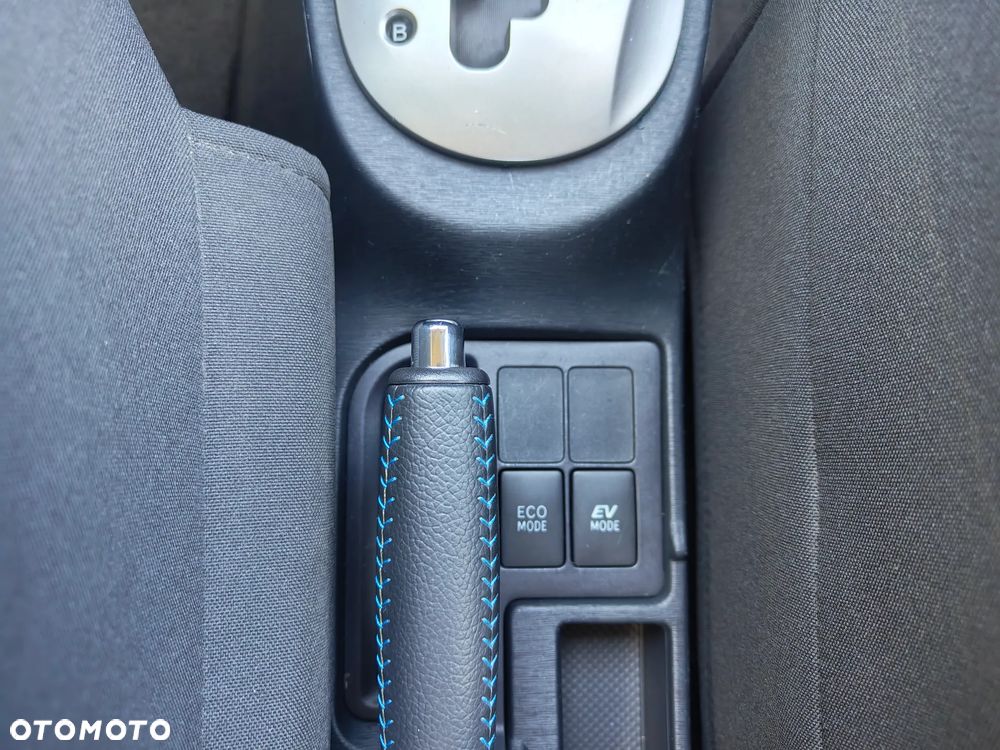 Toyota Yaris 1.5 VVT-i - 15