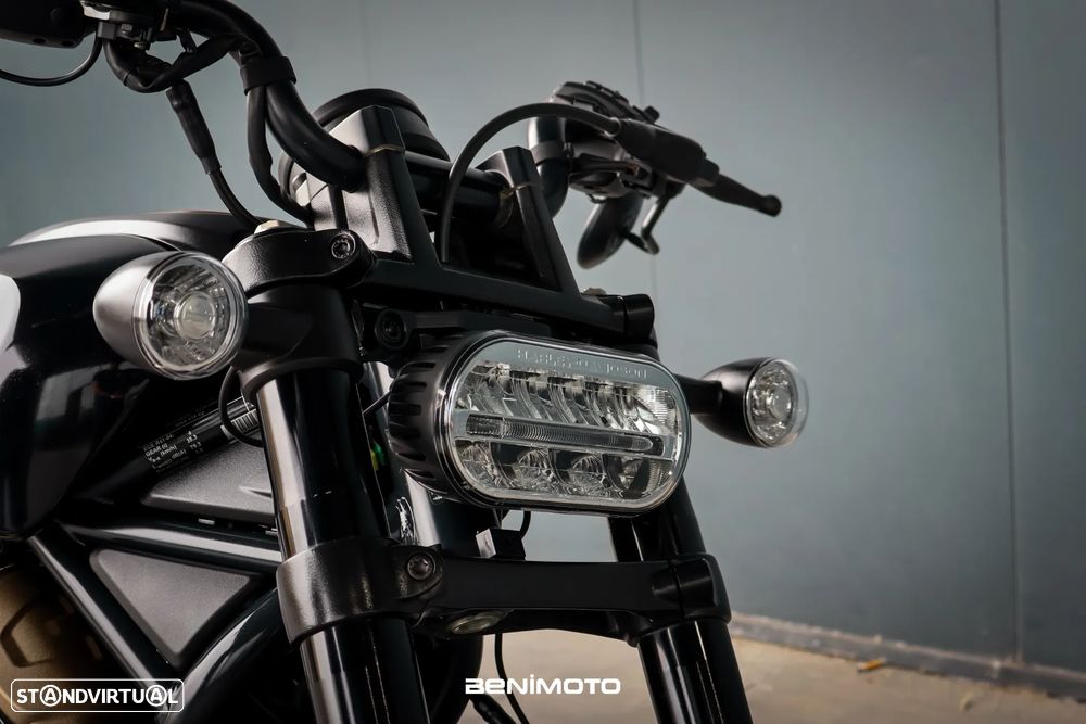 Harley-Davidson Sportster - 12