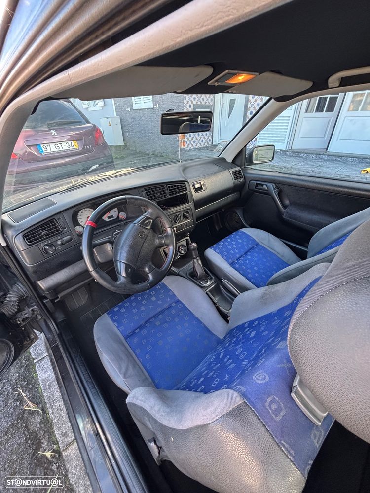 VW Golf 1.9 GTD - 7