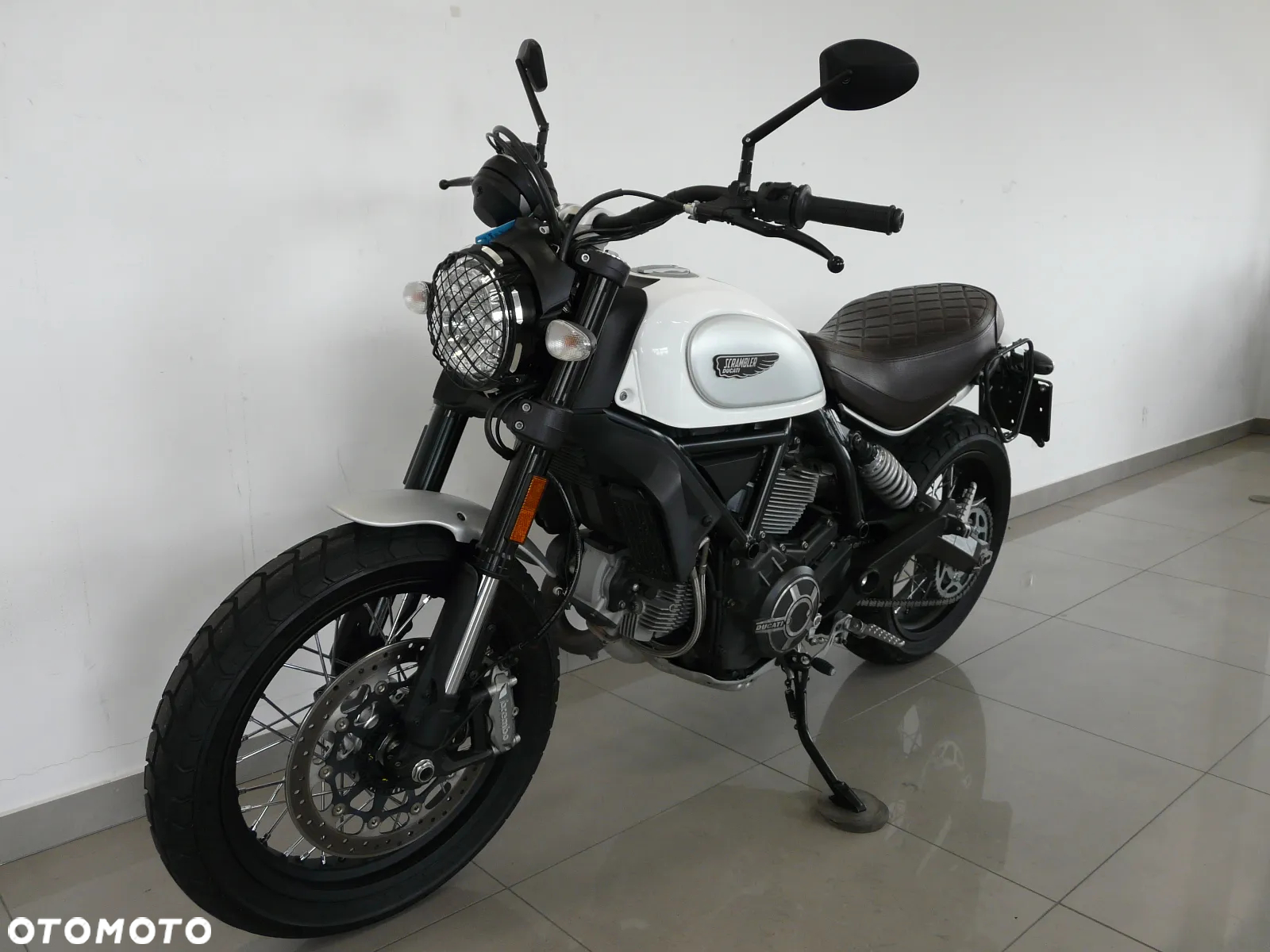 Ducati Scrambler - 13