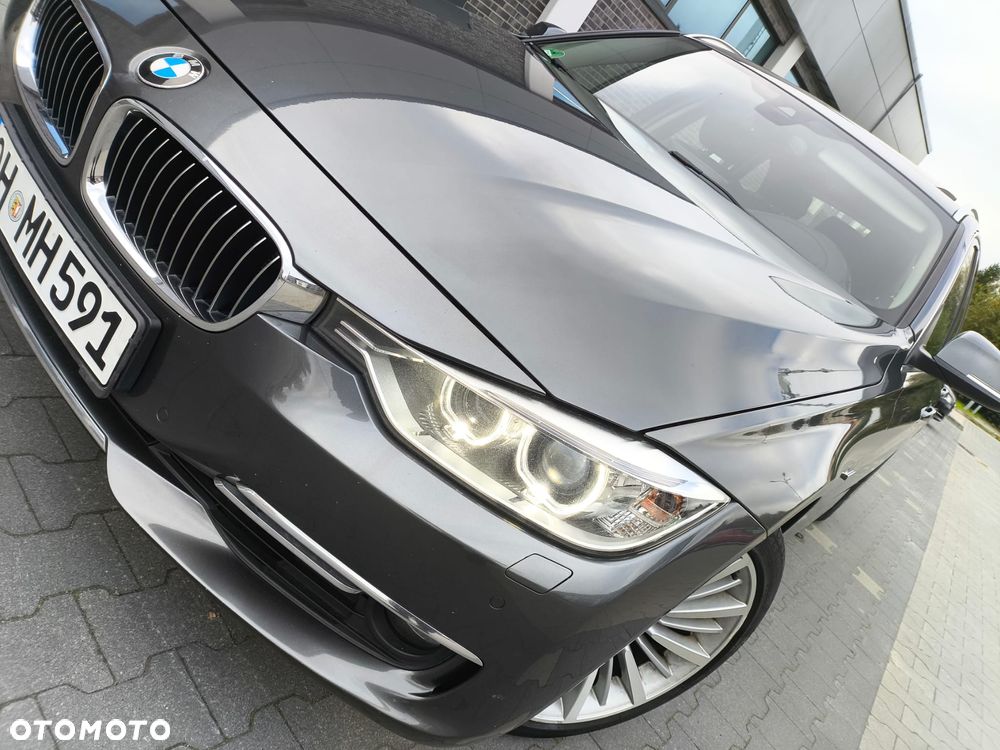 BMW Seria 3 330d Luxury Line EU6 - 38
