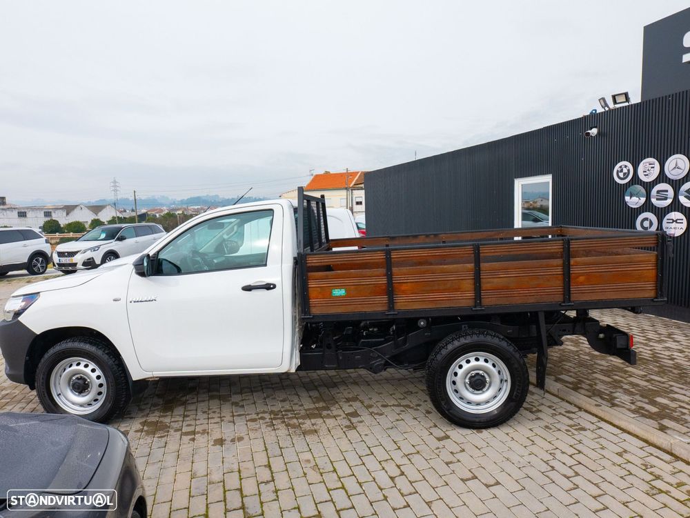 Toyota Hilux - 5
