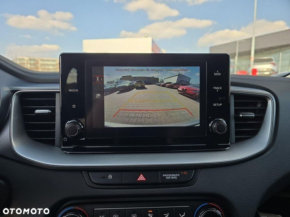 Kia Ceed 1.5 T-GDI M DCT - 26