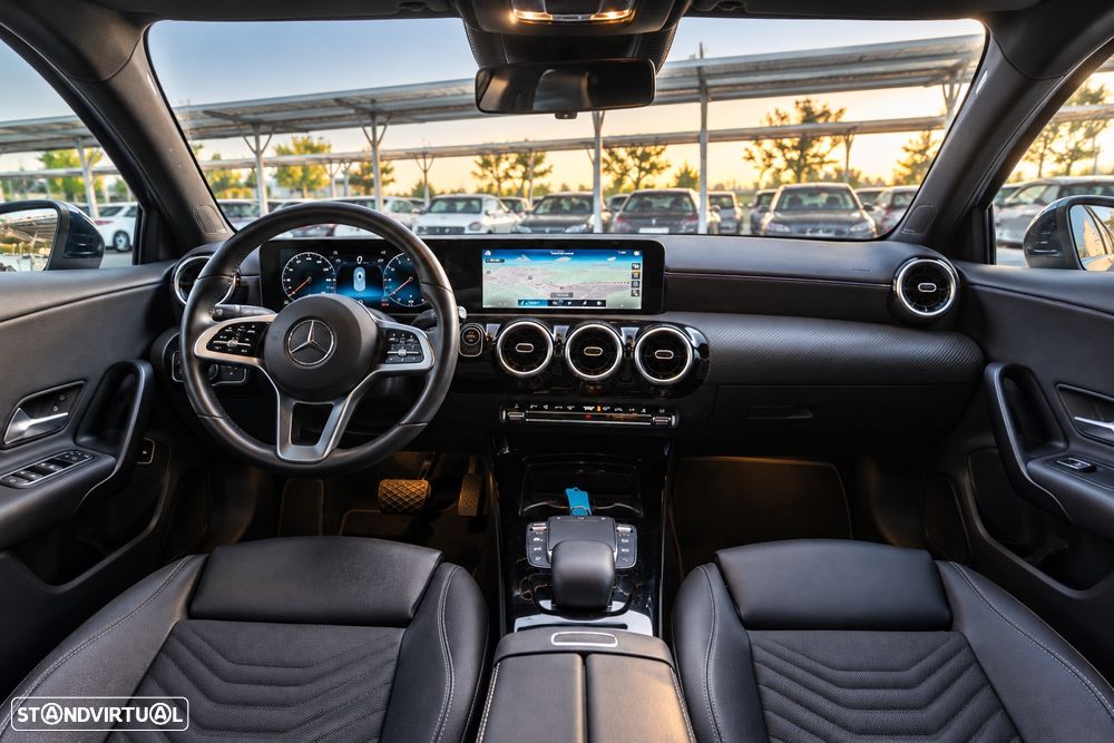 Mercedes-Benz A 250 Limousine - 8