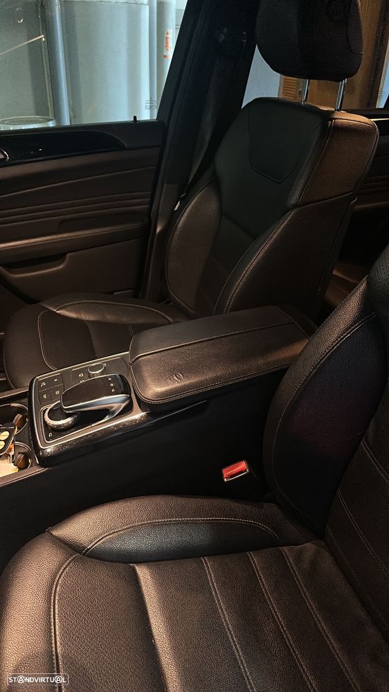 Mercedes-Benz GLE 350 d 4-Matic - 11